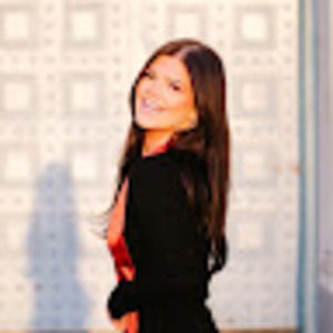 Meet your Posher, Mia